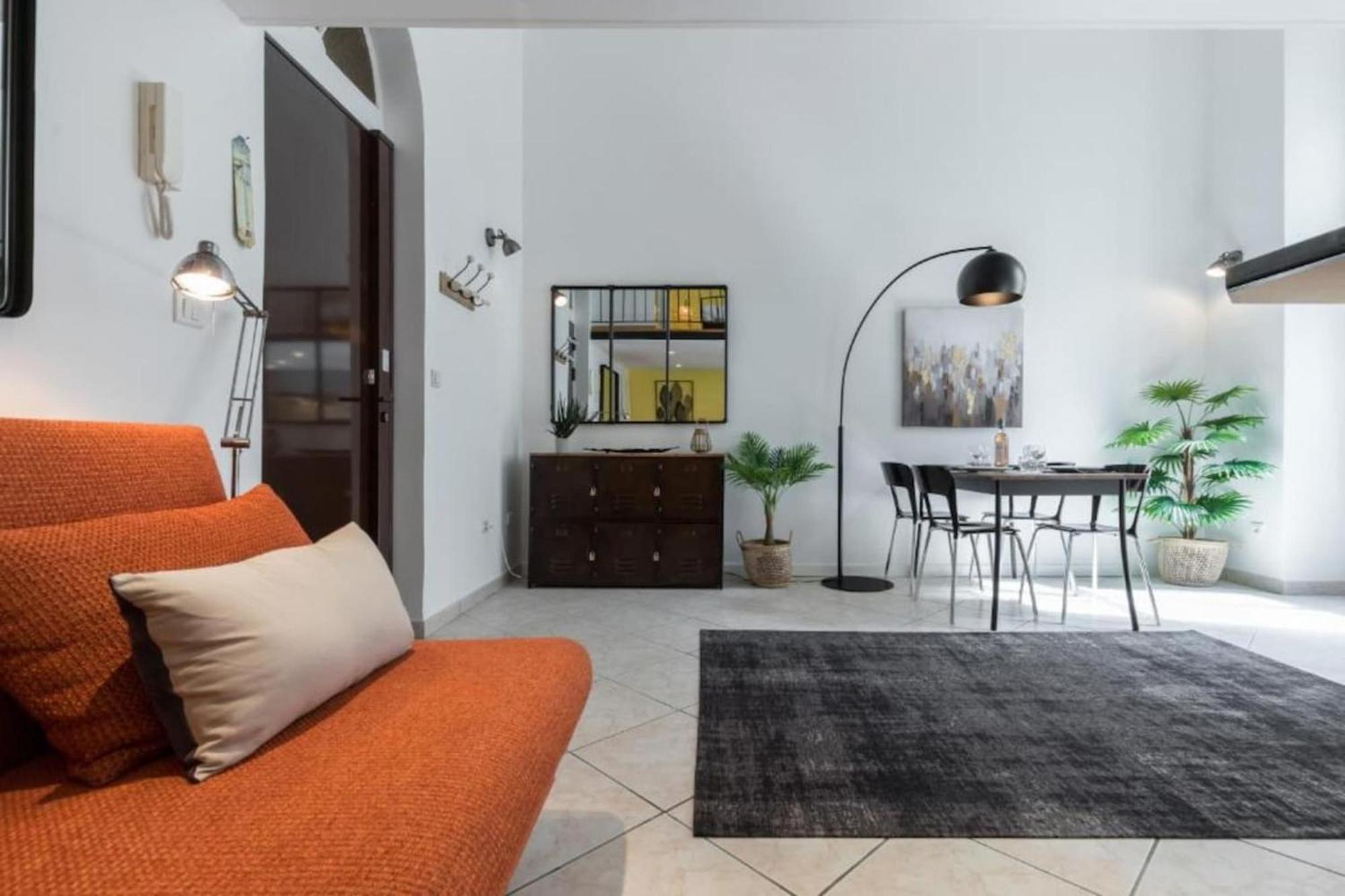 Апартаменты Massena 2 - Great Location Massena Square With Ac Ницца Экстерьер фото